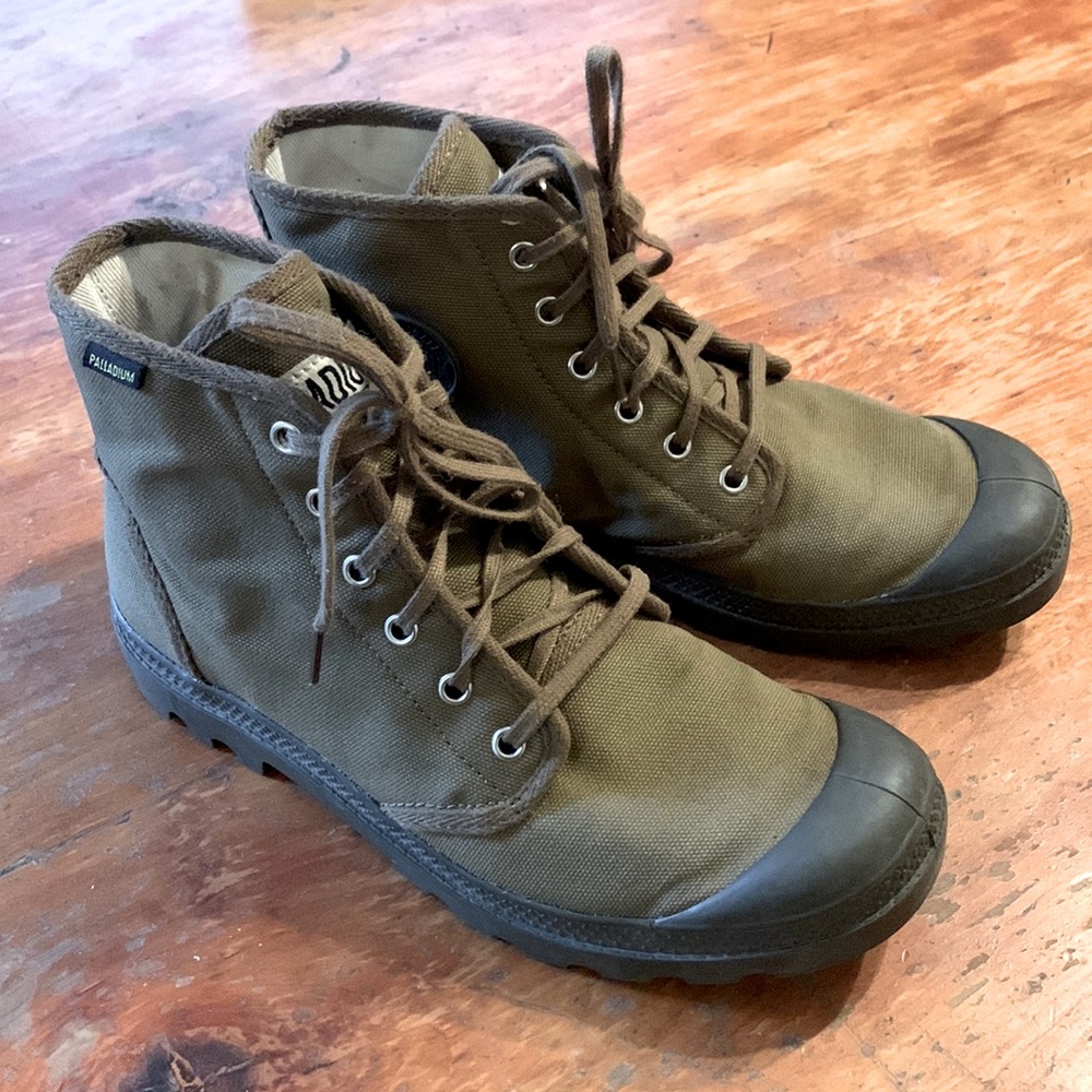 Palladium Men's Green Canvas Boots